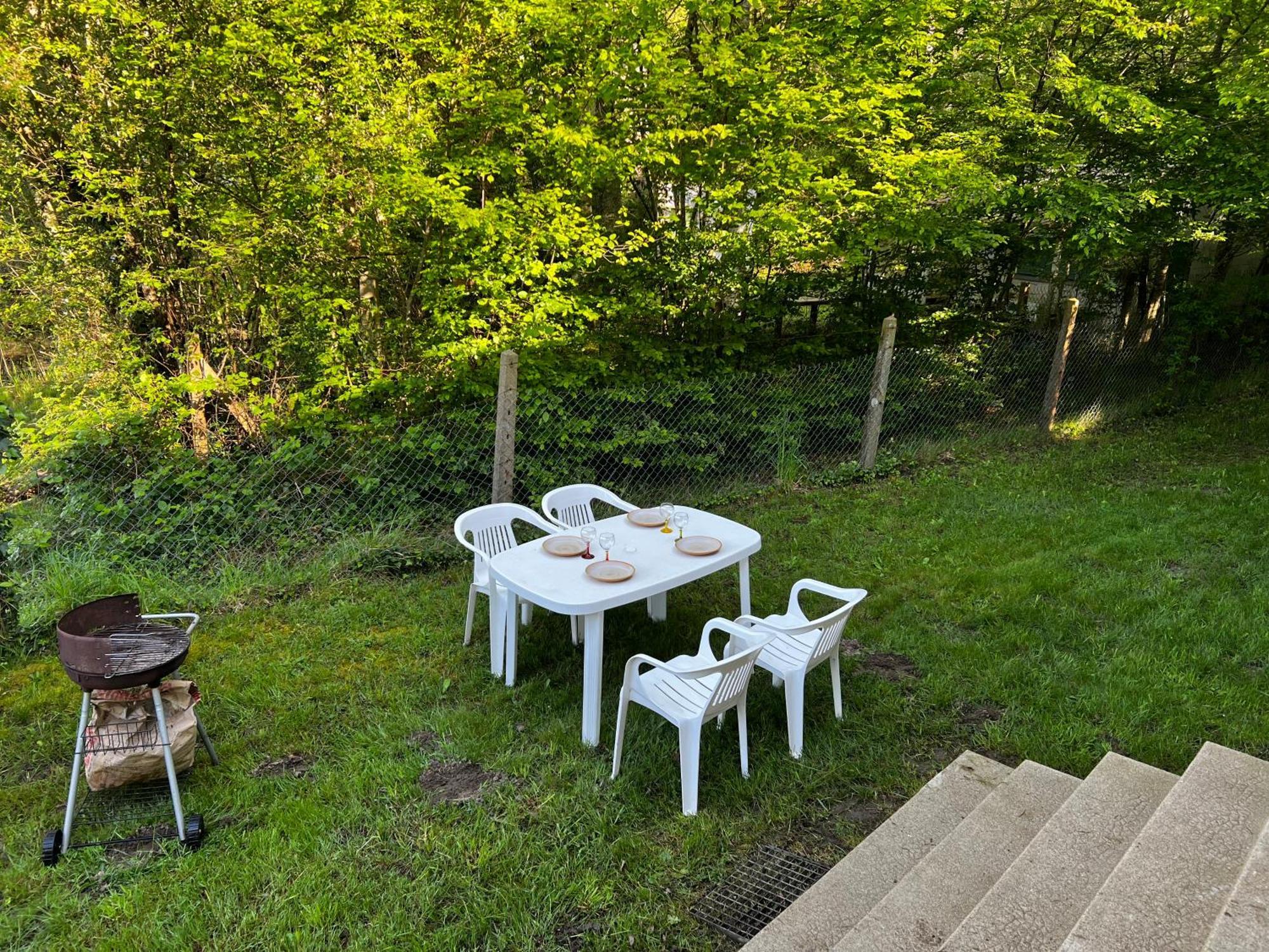 Chalet Au Bord De L'Etang 4 Pers Les Boulmiers Exterior photo